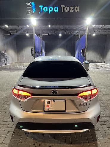 Toyota Levin: 2020 г., 1.8 л, Вариатор, Гибрид, Седан — 6