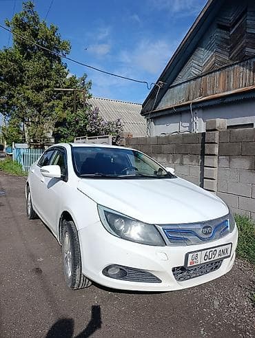 машина byd e5: BYD E5: 2018 г., Автомат, Бензин, Седан — 5