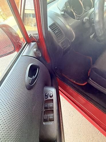 авто чехол фит: Honda Fit: 2007 г., 1.5 л, Вариатор, Бензин, Хэтчбэк — 9
