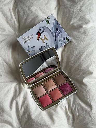 Hourglass Ambient Lighting Edit – лимитированные палетки для лица ✨ В — 2