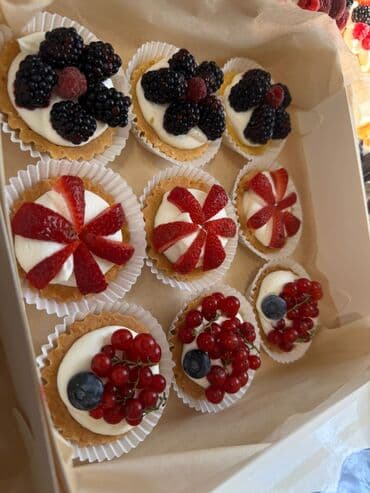 кондитерское кольцо: Ароматные домашние булочки, приготовленные из мягкого теста, с нежной — 14