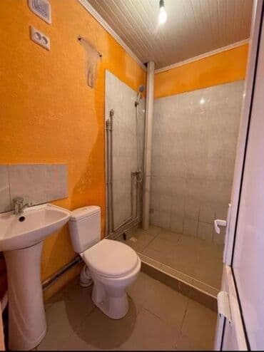 сокулук дом участок: ⸻ СРОЧНО! Продается готовый доходный бизнес — 10-квартирный дом 🏠 — 3