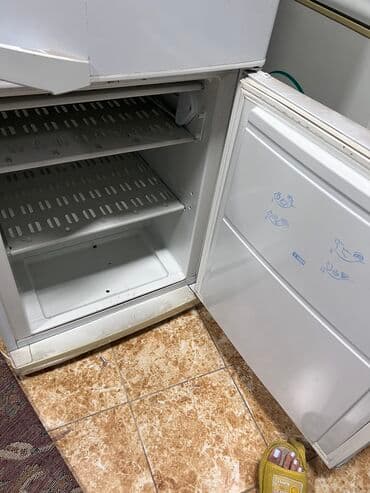 морозильные камеры бу: Холодильник Beko, Б/у, Двухкамерный — 3