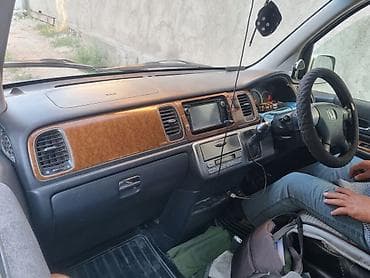 step rf1: Honda Stepwgn: 2004 г., 2 л, Автомат, Бензин, Минивэн — 1
