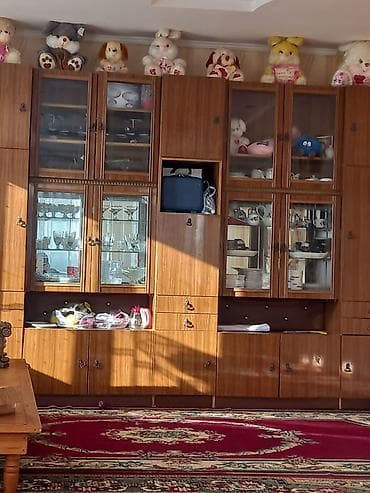 продаю стенку: Стенка-шкаф, Тип стенки-шкафа: Модульная, Для зала, Б/у, Особенности: Для хранения посуды — 1