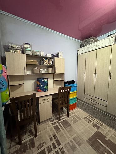 Дома: Продаю дом 📍в р-не Тоголока Молдо/Щербакова Характеристики: • — 7