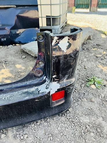 Автозапчасти: Задняя дверь багажника и задний бампер для Honda Stepwgn (Step Wagon) — 2