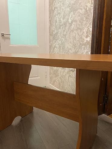 Столы: Кухонный стол, Б/у, Прямоугольный, Нераскладной — 7