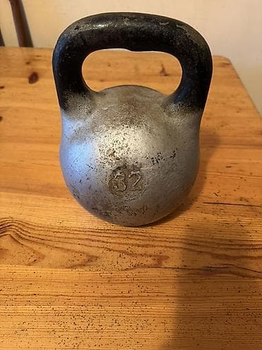 чуко: Гиря 32 кг, классическая литая из чугуна. - Чёткая маркировка «32» на — 1