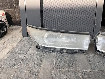 lend cruizer: Комплект передних фар Toyota Б/у — 2