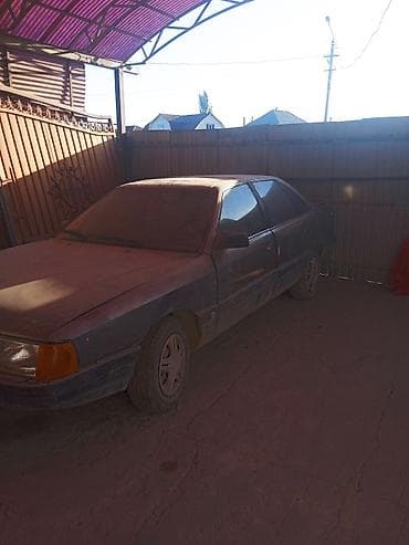 2 8: Audi 100: 1990 г., Седан — 1