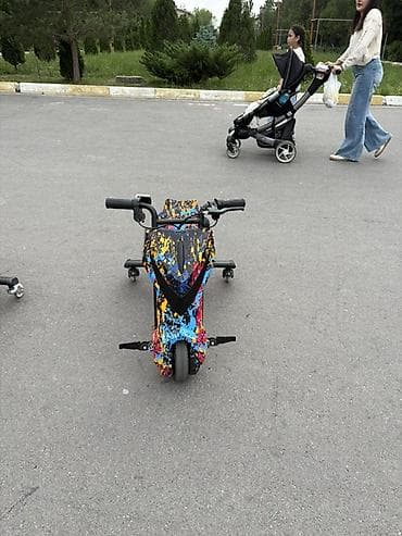 roewe er6: Дрифт‑трайк электрический для детей/подростков - Яркий корпус и — 1