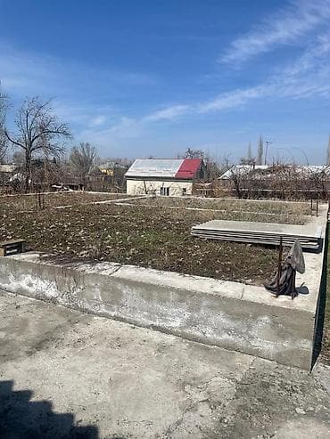 суточный дом в оше: Уй сатылат Бербулак айылы 8 сотых 2 комната времянкасы бар таза Аба — 4