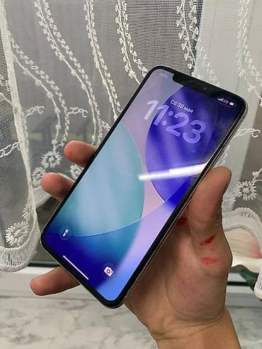 macbook pro 13 128gb: IPhone 11 Pro Max, Серебристый — 1