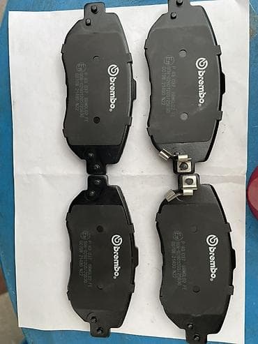 Передняя тормозная колодка Toyota 2004 г., Новый, Оригинал