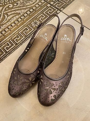 Босоножки, 37.5, Ara, Б/у, цвет - Бежевый, Самовывоз, Платная доставка