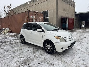 Toyota ist: 2005 г., Автомат, Бензин, Хэтчбэк