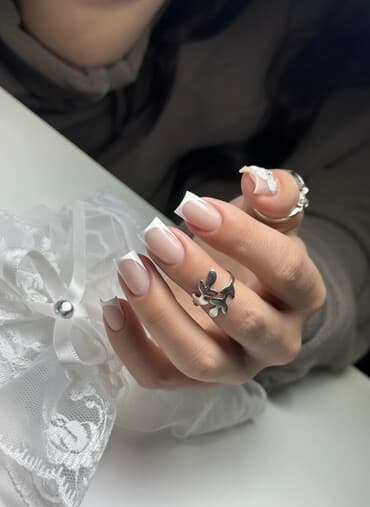 маникюр на дому бишкек: Маникюр и дизайн ногтей Наращивание ногтей любой сложности Обучение — 1