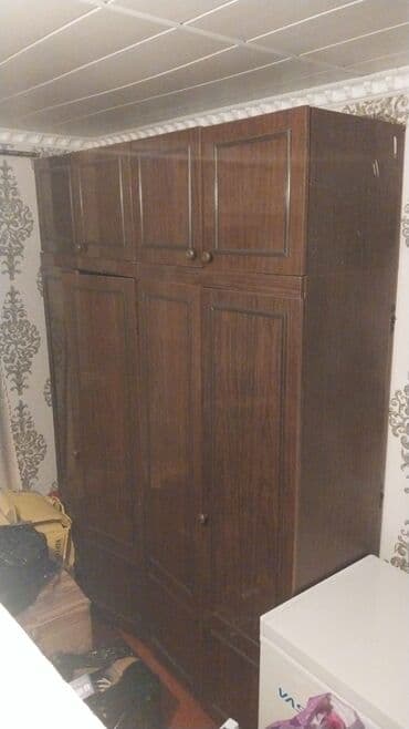 шкаф для посуды на кухню недорого: Сервант, ЛДСП — 1