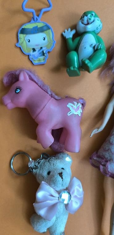 Набор детских игрушек и аксессуаров at lalafo.kg Набор детских игрушек и аксессуаров