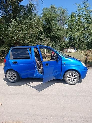 Унаа сатуу: Daewoo Matiz: 2010 г., 0.8 л, Кол менен иштөөчү, Бензин — 2