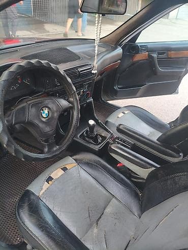 vw sharan: BMW 5 series: 1991 г., Седан — 6