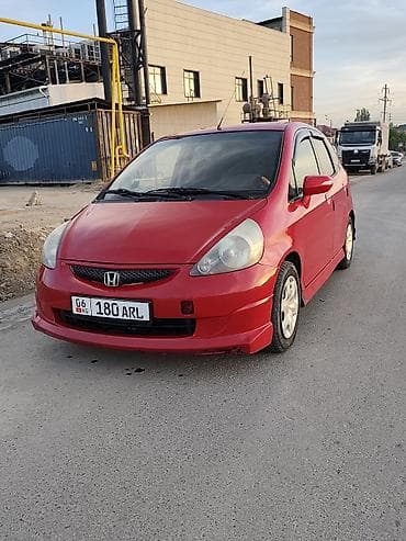 Honda Jazz: 2006 г., 1.4 л, Вариатор, Бензин, Купе at lalafo.kg Honda Jazz: 2006 г., 1.4 л, Вариатор, Бензин, Купе