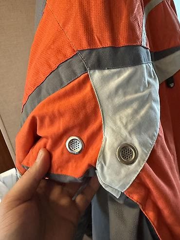 Рубашки: Костюм, XL, Б/у, С утеплителем, Вентиляционные клапаны, Внутренние и внешние карманы, Высокая посадка штанов — 8