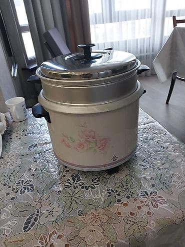 НОВАЯ электрическая рисоварка AICE в светлом корпусе с цветочным