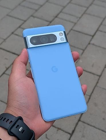 Google Pixel 8 Pro, Б/у, 128 ГБ, цвет - Голубой, 1 SIM, eSIM