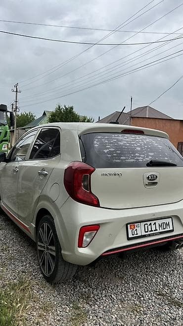 продаю вазу: Kia Picanto: 2017 г., 1 л, Автомат, Бензин, Хэтчбэк — 5