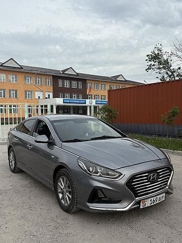 Hyundai Sonata: 2017 г., 2 л, Автомат, Газ, Седан