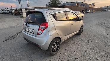 210 mers: Chevrolet Spark: 2014 г., 1 л, Автомат, Бензин, Лифтбек — 5