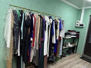 Бутик-студия женской одежды и аксессуаров - Ассортимент: вечерние и