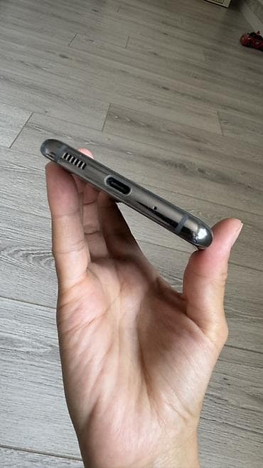 galaxy note20: Samsung Galaxy S20, цвет - Серый — 2
