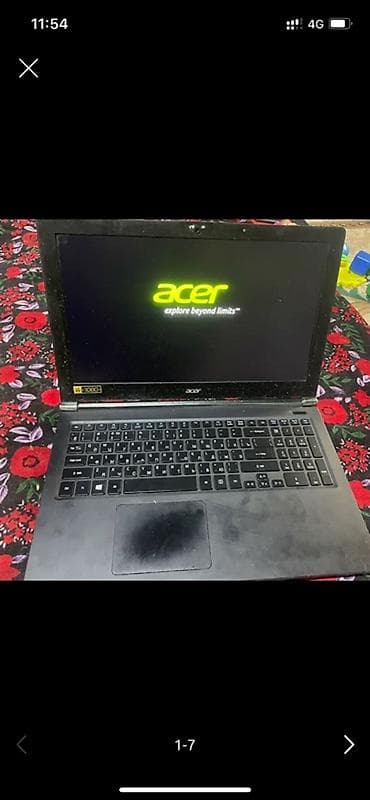 Ноутбуки Acer: Ноутбук Acer - Бренд и серия: Acer (логотип на крышке и экране — 1