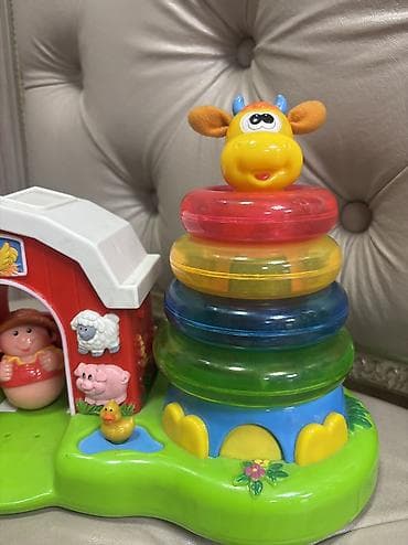 танцующий трактор игрушка: Детская ферма( музыкальная) Состояние отличное Всё работает( звук — 2