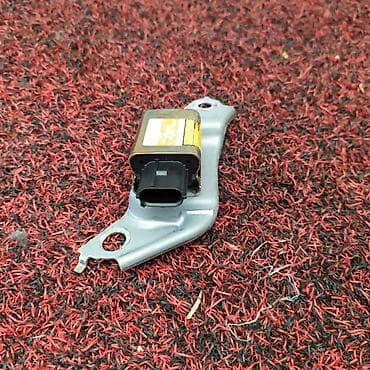 блок реле: Блок реле Lexus RX 330 XU30 1MZ-FE, 2006 г. - Оригинальная деталь — 1