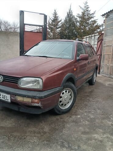 мотоцикл спартивный: Volkswagen Golf: 1994 г., 1.8 л, Механика, Газ, Универсал — 1