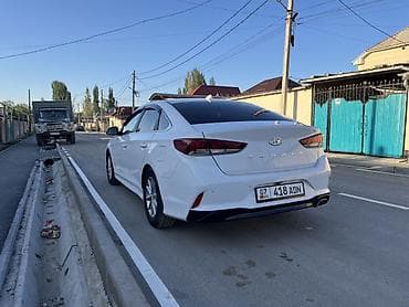 машиа: Hyundai Sonata: 2017 г., 2 л, Автомат, Бензин, Седан — 5