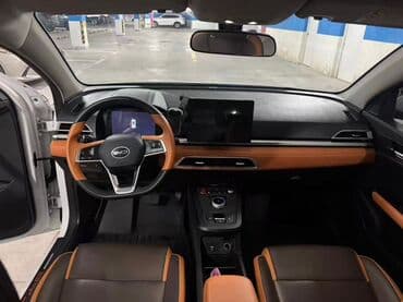 настольные игры для детей: Электромобиль кроссовер (белый кузов, чёрные диски) Основные — 7