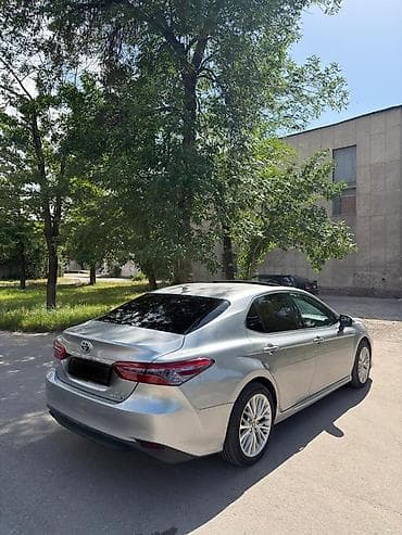 camry 70 гибрид: Toyota Camry: 2020 г., 2.5 л, Гибрид, Седан — 7