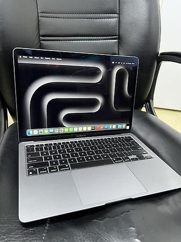 Ноутбук Apple (MacBook) 13.3 ", M1