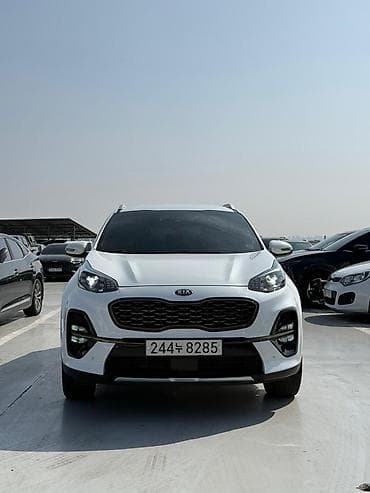 santa fe: Kia Sportage: 2021 г., Кроссовер — 1