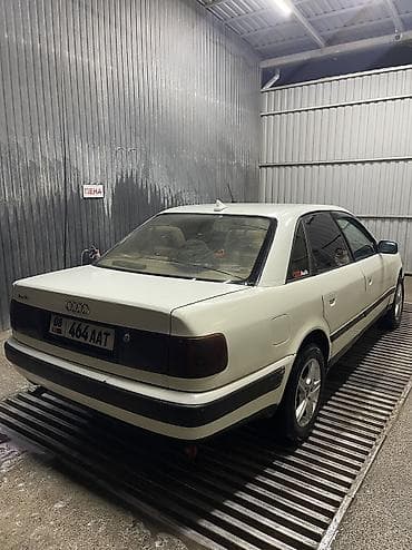 глушитель авто: Audi 100: 1991 г., 2 л, Механика, Бензин, Седан — 3