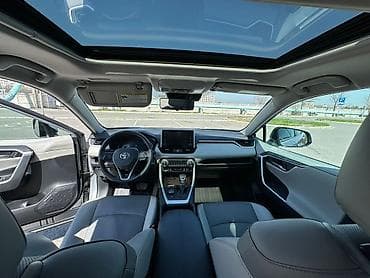 e2 byd: Toyota RAV4: 2019 г., 2.5 л, Автомат, Гибрид, Кроссовер — 1