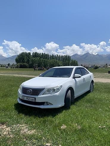 Toyota Camry: 2012 г., 2.5 л, Автомат, Бензин, Седан — 6