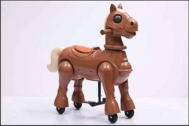 Каталка-лошадка на колесах для детей - Яркий дизайн в виде лошадки