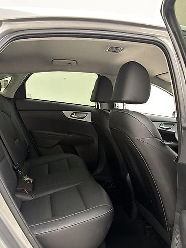 мото сикл: Kia K3: 2022 г., 1.6 л, Типтроник, Бензин, Седан — 10