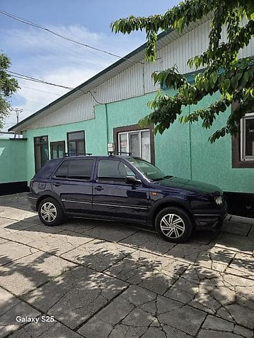 210 cdi: Volkswagen Golf: 1995 г., Механика, Бензин, Хэтчбэк — 3